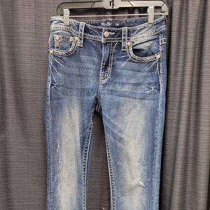 28 Miss Me jeans